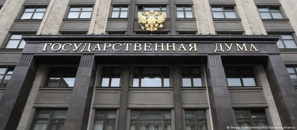 Кандидаты от партии сталкиваются с арестами, угрозами и запретами на агитацию на фоне федерального списка и судебных решений.