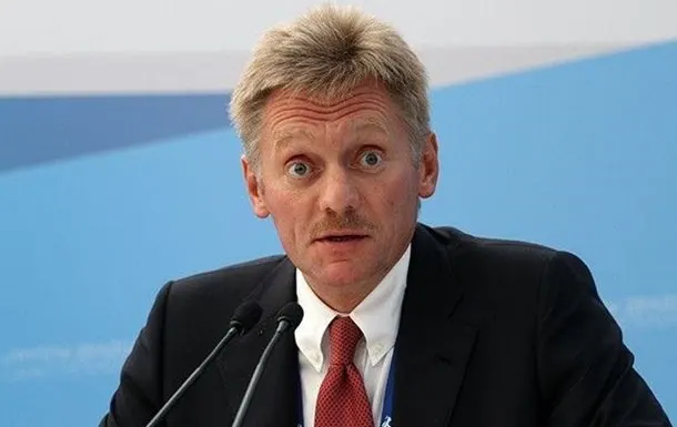 Пресс-секретарь президента заявил, что в РФ к журналистам относятся без ограничений, в отличие от США, где доступ к СМИ может быть ограничен.
