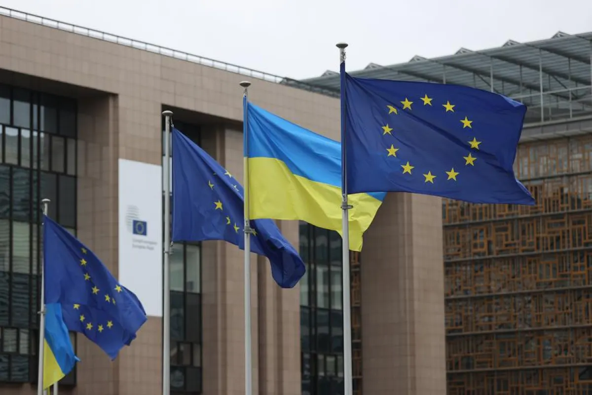 Председатель Европейского совета Антониу Кошта сообщил, что ЕС продвигается по двум направлениям своей стратегии по Украине: усилению поддержки Киева и наращиванию давления на Россию.