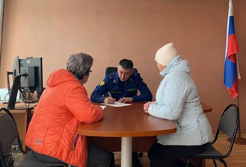 Сенаторы по предложению президента направили Паволина на аналогичную должность в Иркутской области. В Мурманске он работал с 2021 года, в Иркутске надеются на наведение порядка в сфере ЖКХ.