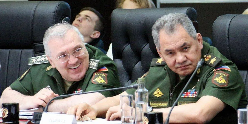 Московский суд удовлетворил иск Генпрокуратуры и обратил в доход государства деньги и недвижимость бывшего первого заместителя министра обороны Руслана Цаликова и его близких — общая сумма активов оценивается в 5,5 млрд рублей.