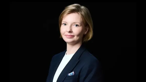 С 1 сентября администраторы доменов в зонах .ru, .рф и .su обязаны будут пройти идентификацию через портал Госуслуг. Новые правила меняют подход компаний к управлению цифровыми активами и требуют аудита доменных портфелей.