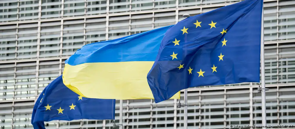 Евросоюз намерен ввести новые ограничения против лиц и структур, причастных к депортации и принудительному перемещению украинских детей; решение планируется принять 12 мая.