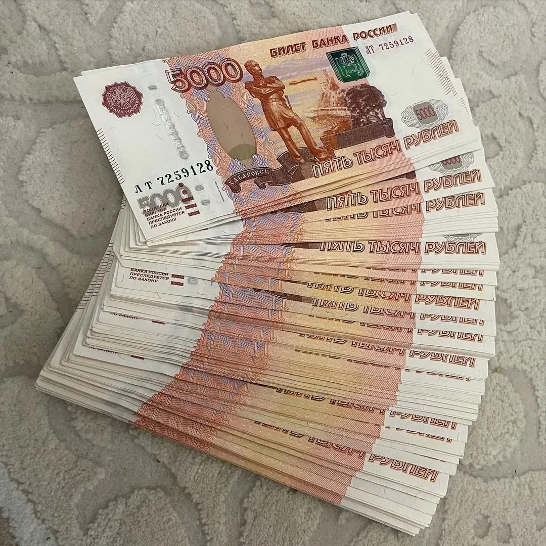 Депутаты предлагают внести в Трудовой кодекс норму о ежегодной премии к Празднику Весны и Труда — выплата должна составлять не ниже среднего заработка работника.