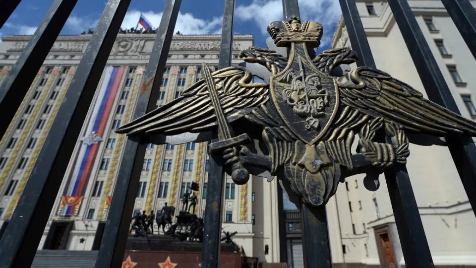 Военное ведомство хочет напрямую получать акции, землю и технику компаний, национализированных по искам прокуруры, чтобы быстрее задействовать мощности для гособоронзаказа в капитальном строительстве.