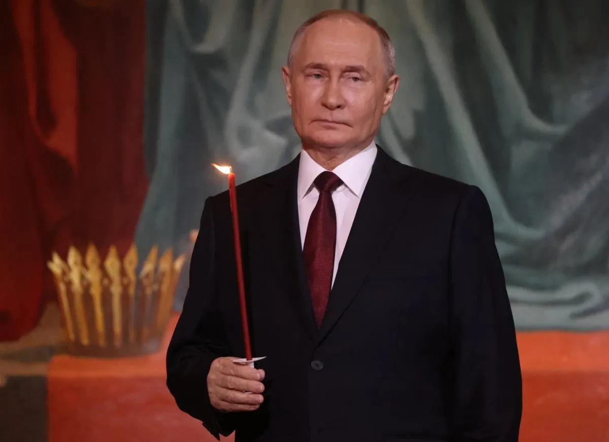 Аналитики предупреждают, что сочетание внешних ударов, внутренних беспорядков и потери поддержки со стороны ключевых партнёров способно привести к скорому уходу президента — от внезапного устранения до показательного процесса.