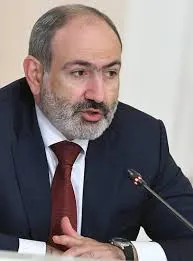 Премьер-министр Армении пообещал компенсации производителям, пострадавшим от временных ограничений Россельхознадзора на поставки свежих овощей, ягод и рыбы в Россию. Части компаний окажут помощь в повышении качества, а также ищут альтернативные рынки сбыта.