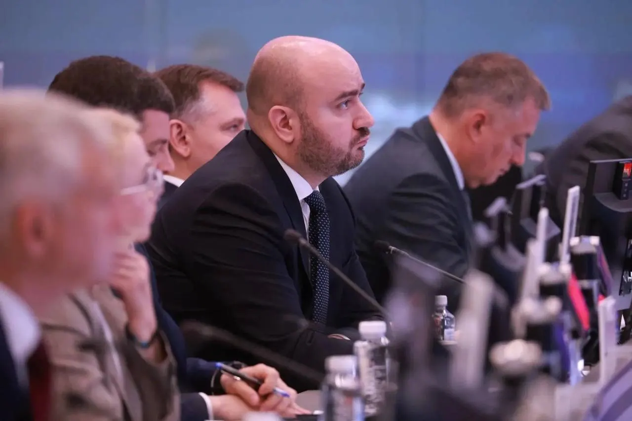 Во время рабочей поездки в Москву губернатор Самарской области обсудил с вице‑премьером поставки бензина и дизеля, меры по стабилизации рынка и дальнейший мониторинг логистики и цен.