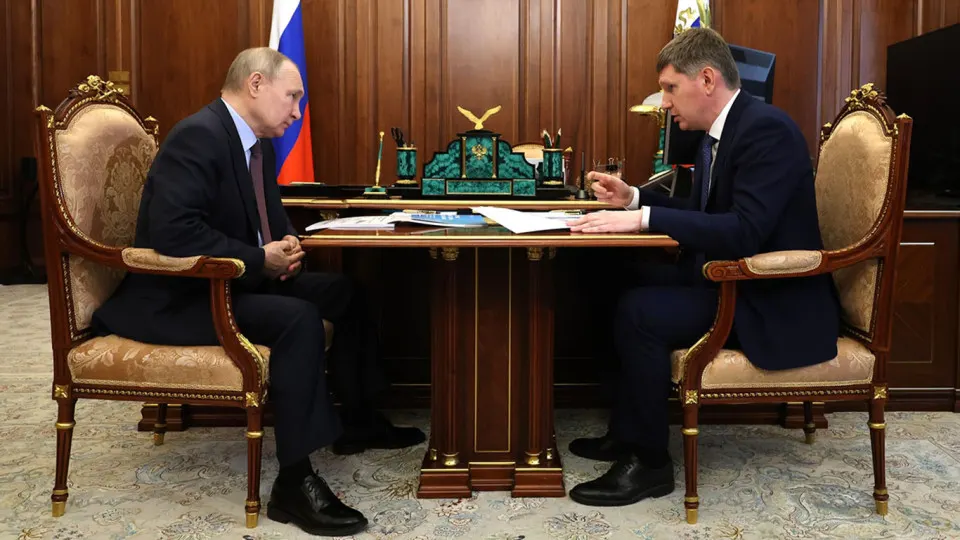 Президент поручил стимулировать рост инвестиций, однако чиновники и эксперты называют полный набор препятствий: высокие ставки, бюджетная экономия, потеря доверия бизнеса и последствия войны.