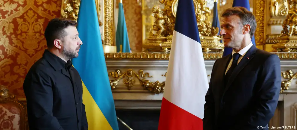 Париж объявил о скорых поставках ЗРК нового поколения Украине и выдал Киеву лицензии на производство ряда французских вооружений, включая крылатые ракеты.