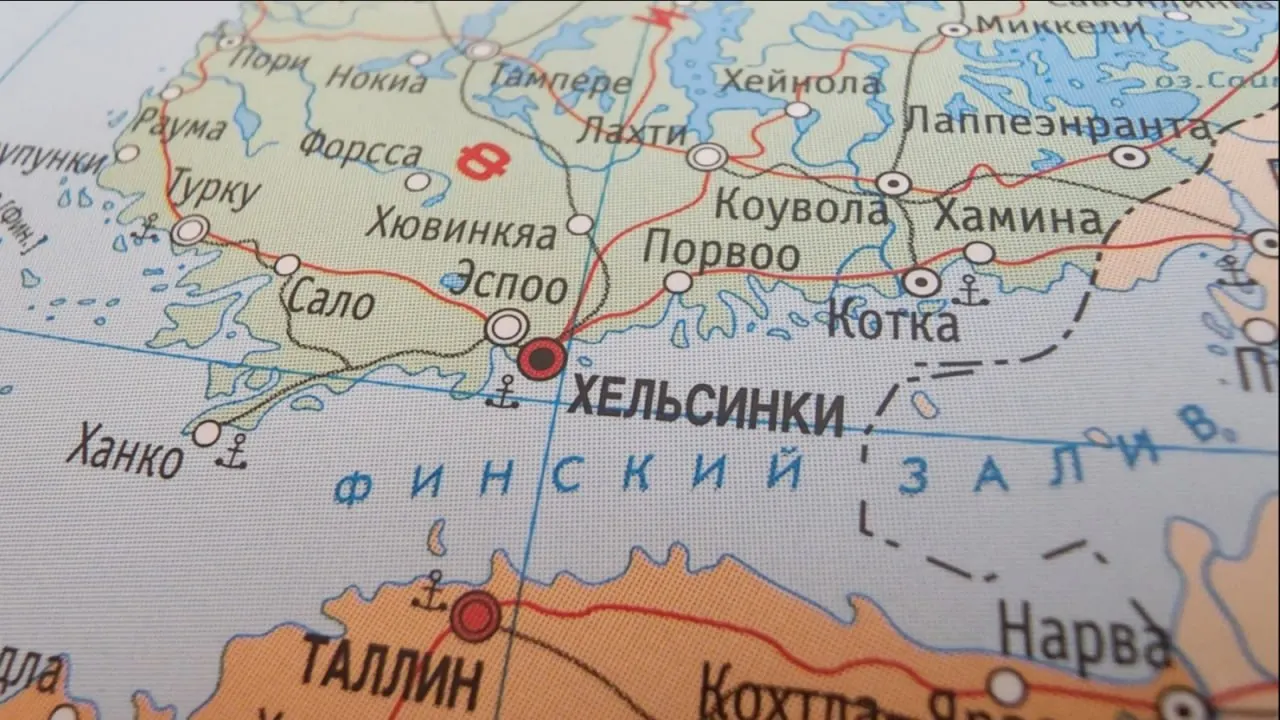 С 1 июля Россия увеличила таможенные пошлины на железнодорожные перевозки в Финляндию в восемь раз. Поставки удобрений стали экономически невыгодны и могут прекратиться в ближайшие недели, что усложнит ситуацию в сельском хозяйстве страны.