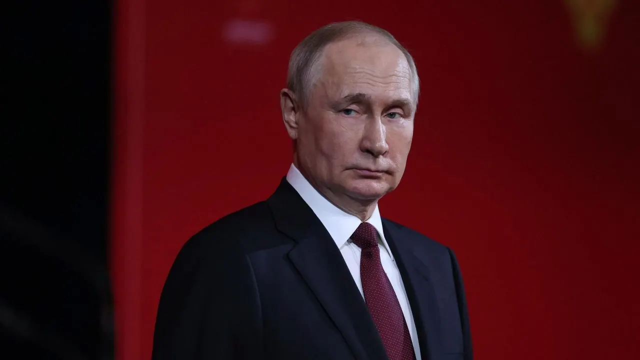 Пресс‑секретарь Кремля заявил, что прекращение огня «как таковое» невозможно из‑за позиции Киева. Москва настаивает на выполнении своих условий и допускает остановку огня только при их исполнении.