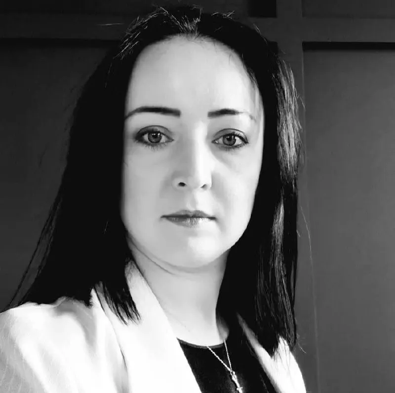 Конституционный суд признал, что совершеннолетние дети могут требовать лишения родительских прав родителей, которые применяли к ним насилие в детстве — даже если формально права уже прекратились.