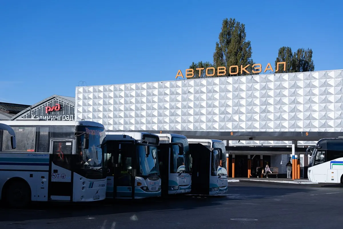 Новые требования к оборудованию автовокзалов вступят в силу 1 сентября и охватывают кафе, медпункты и принцип расчета вместимости.