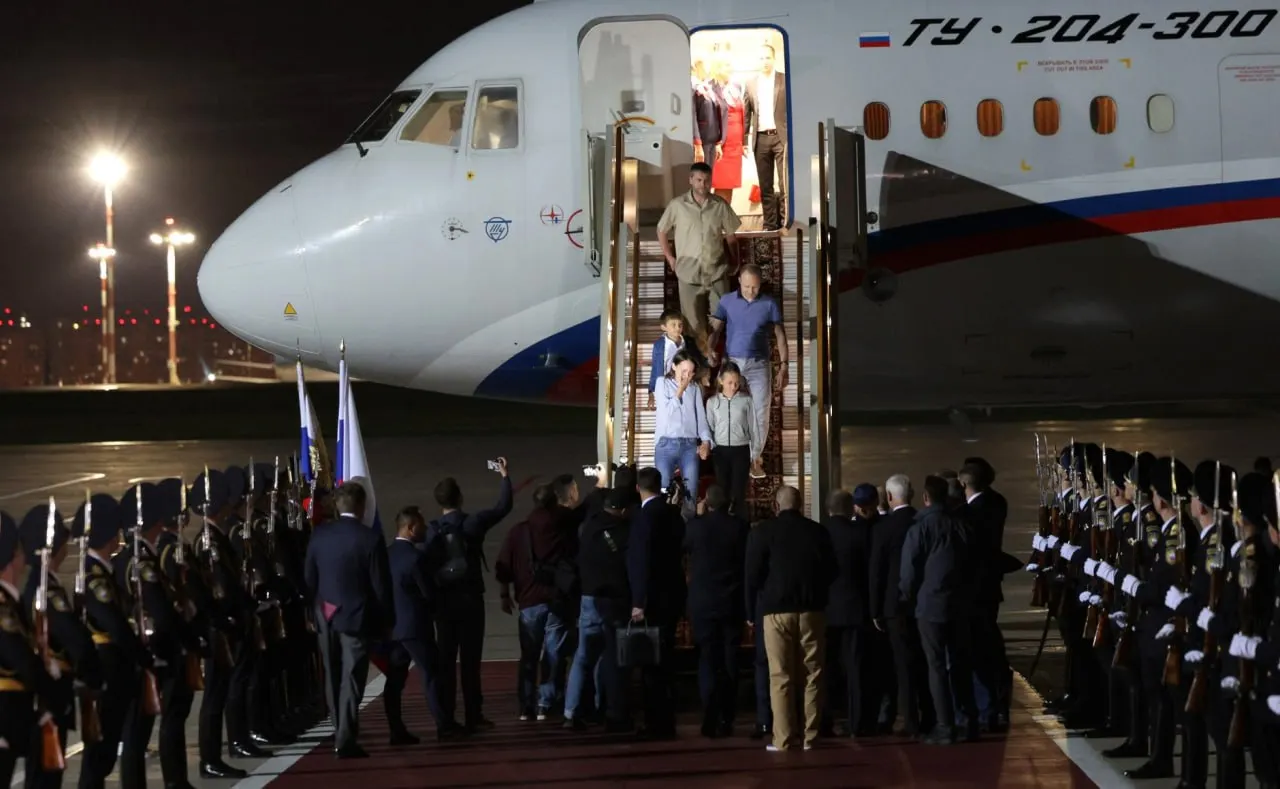 Москва подтверждает активный дипломатический диалог по освобождению граждан; детали остаются конфиденциальными.