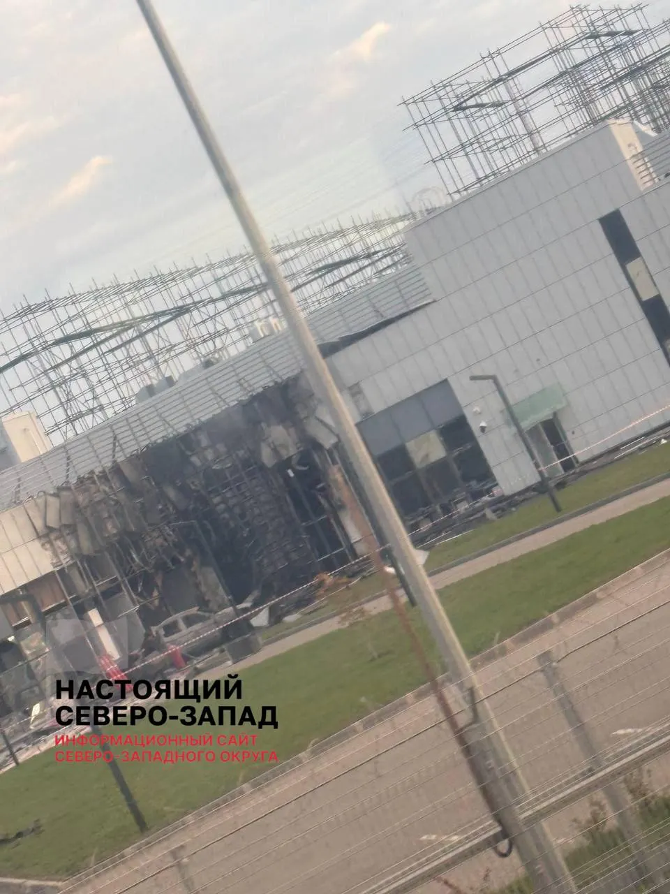 Беспилотники атакуют дата‑центры, отвечающие за банковские переводы и онлайн‑сервисы. Удары зафиксированы в Саратовской области и по всей России.