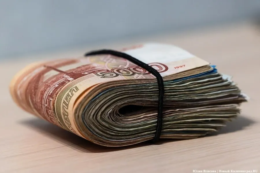 Объем кредитования физических лиц в Калининградской области достиг 212,8 млрд рублей за год, рост составил 24%.